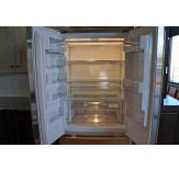 Both the fridge and the freezer are illuminated by 40-watt appliance light bulbs.