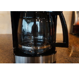 This model has classic glass carafe and warming plate technology.