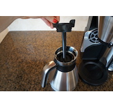 The Ninja© utilizes a brew-through lid and internal mixing tube.