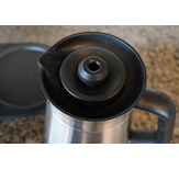 The OXO features a brew-through lid.